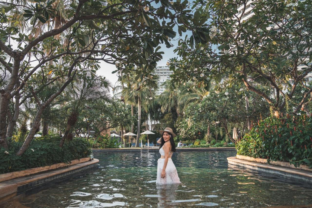 โรงแรม จอมเทียน ปาล์ม บีช โฮเต็ล แอนด์ Pattaya